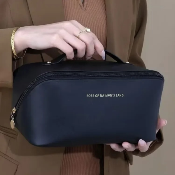 Cosmetic Bag (Black)